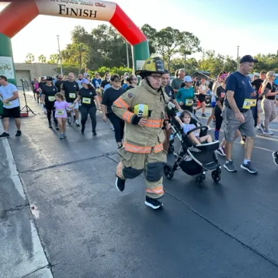 Finish line at Taylor Carpet One T2T run in Florida 